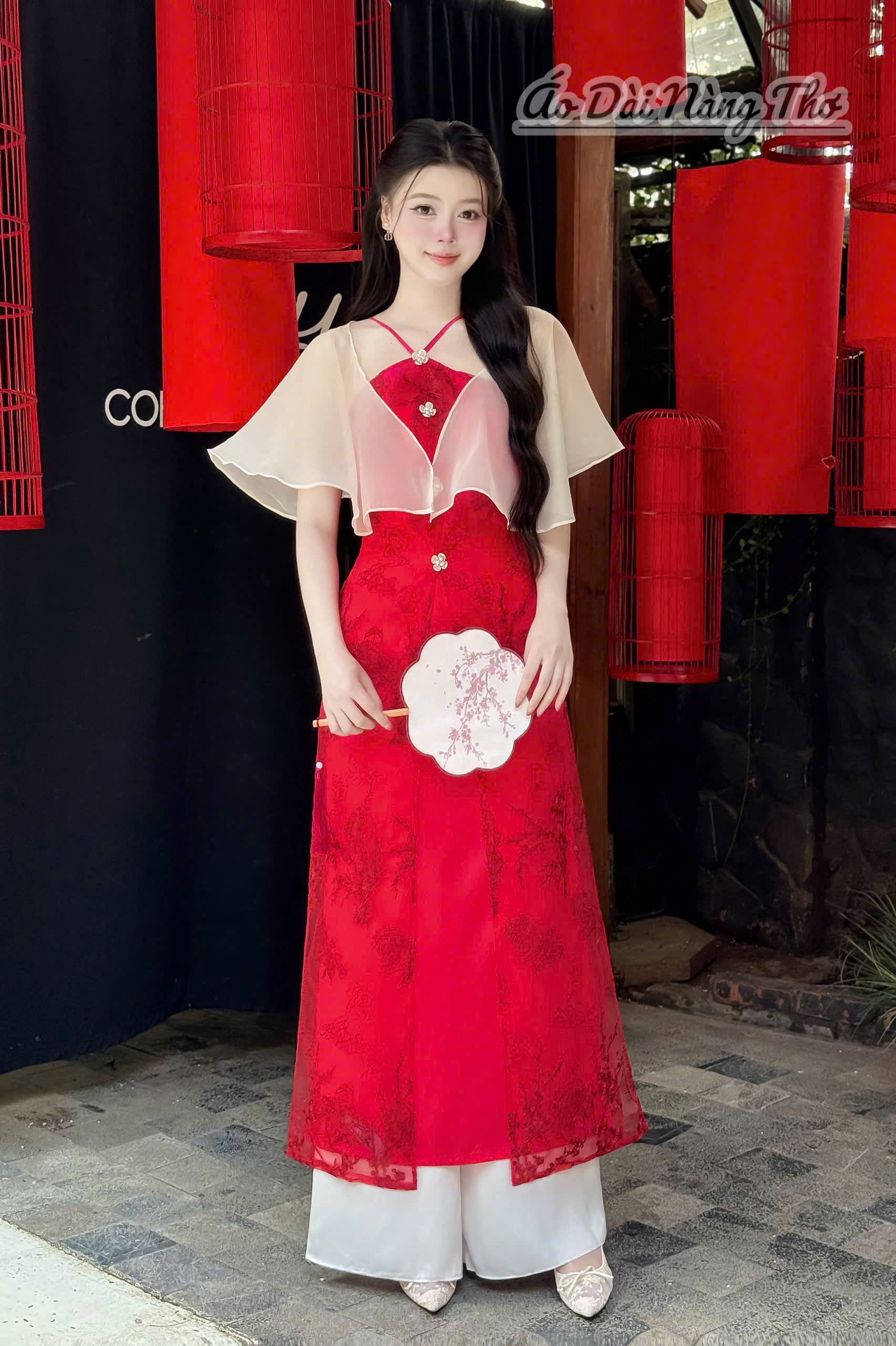 Áo Dài Cách Tân Voan Đỏ Cổ Yếm