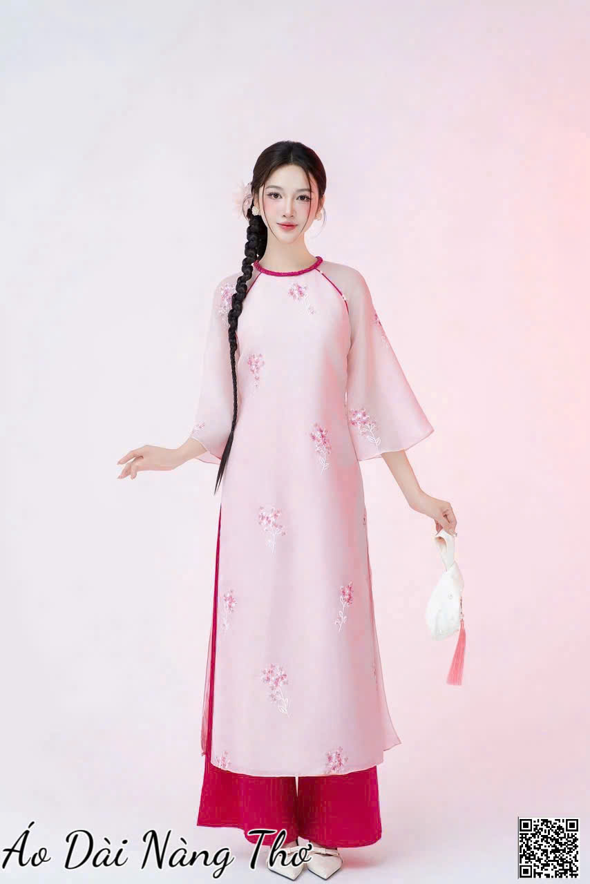 Áo Dài Cách Tân Vải Voan Hồng Cổ Thắt Bính