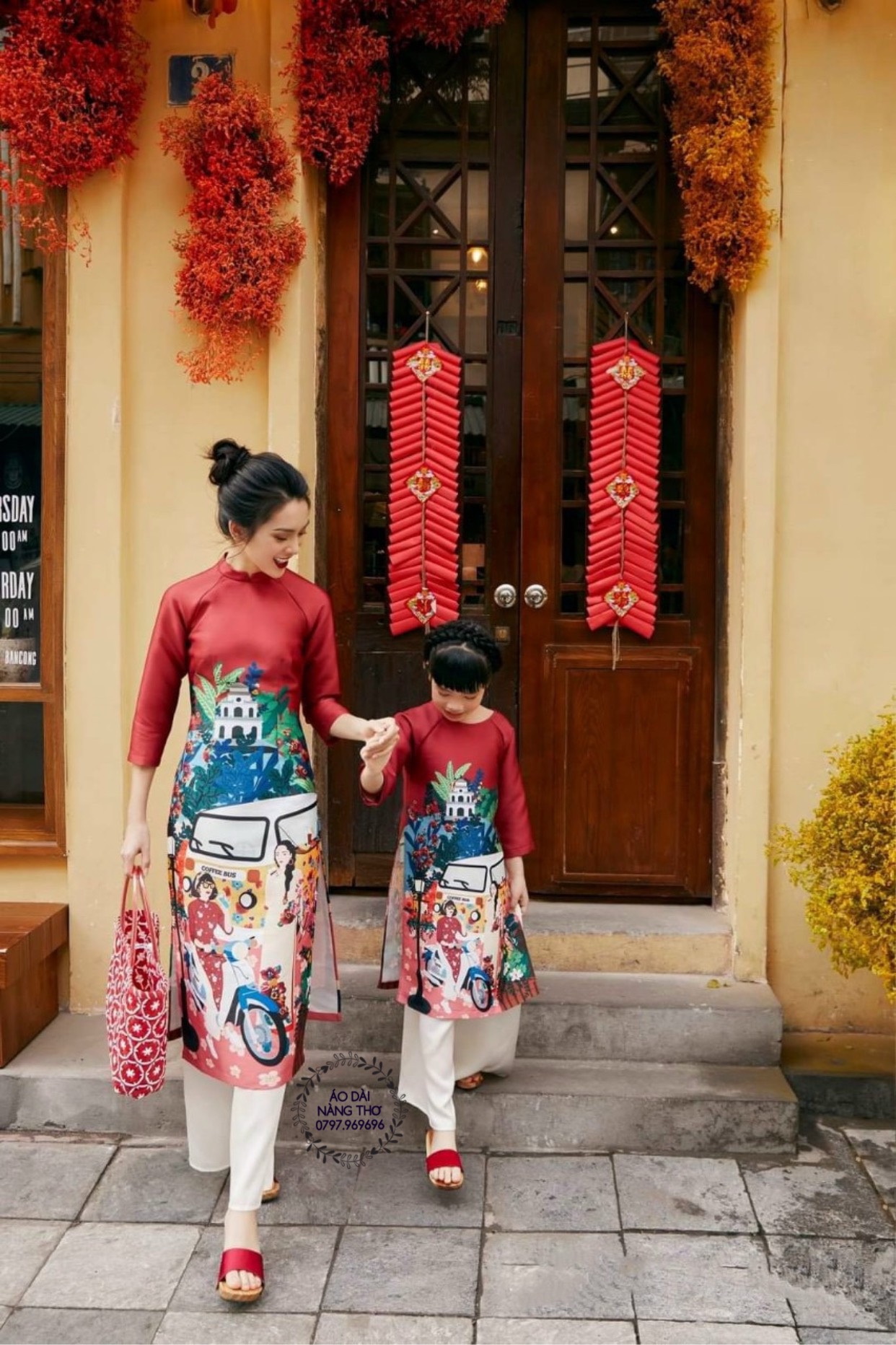 Sẵn, Có ảnh thật) Set Áo Hoa Nhí Cổ Yếm Và Chân Váy Voan Dáng Xoè Dài  Taobao Order | Shopee Việt Nam