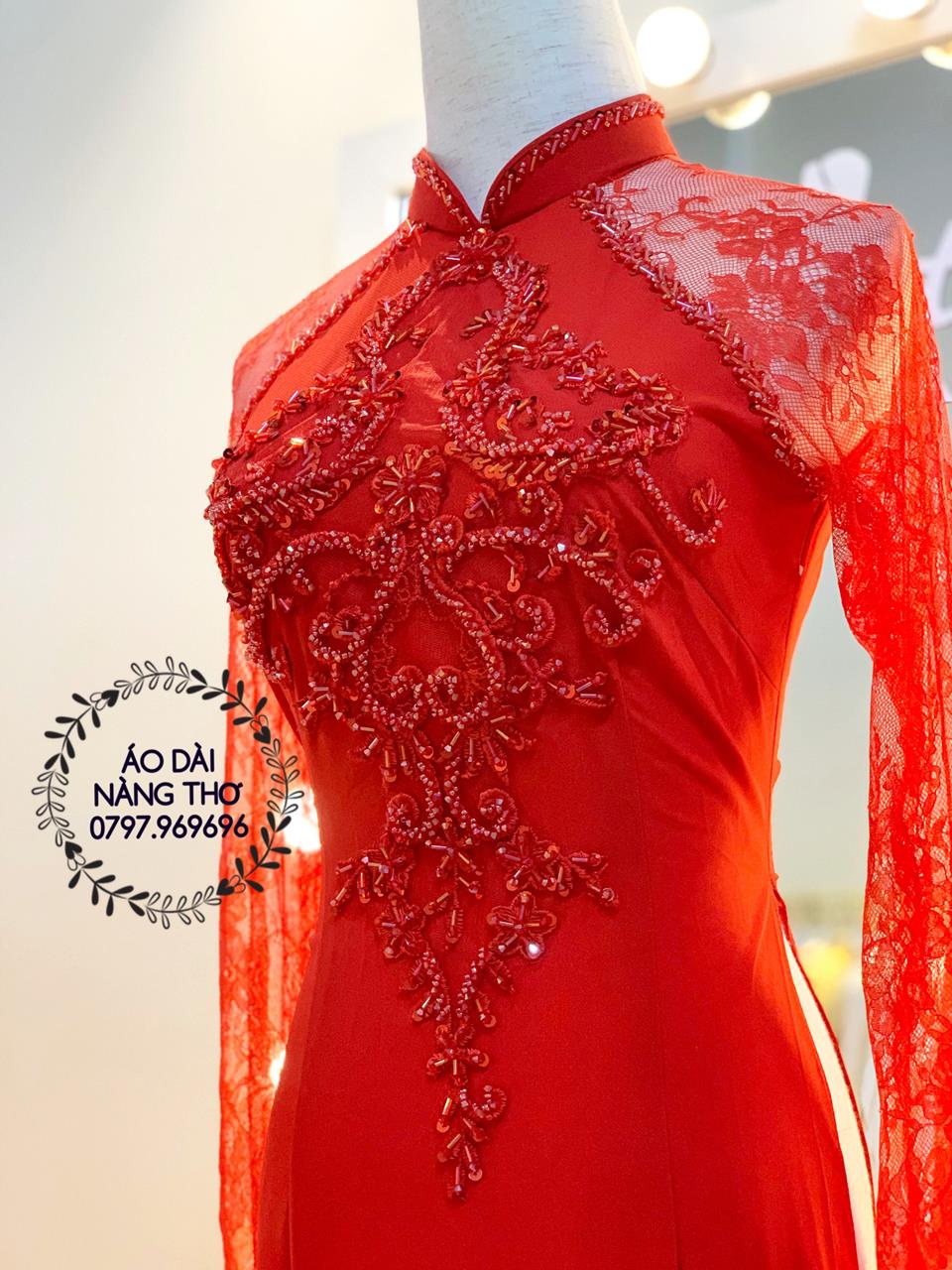 Áo dài cưới cô dâu ren đỏ