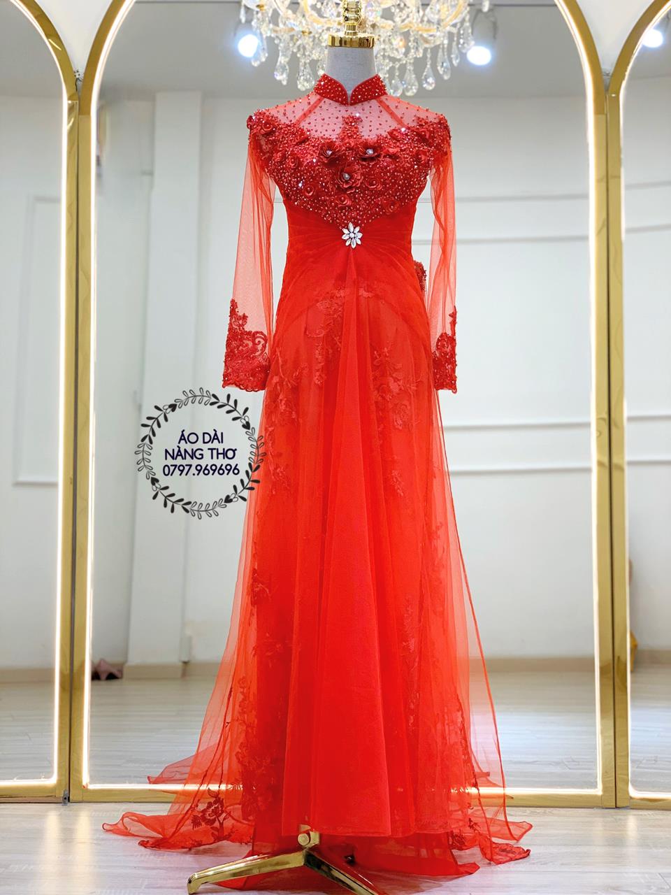 Áo dài cưới cô dâu ren đỏ