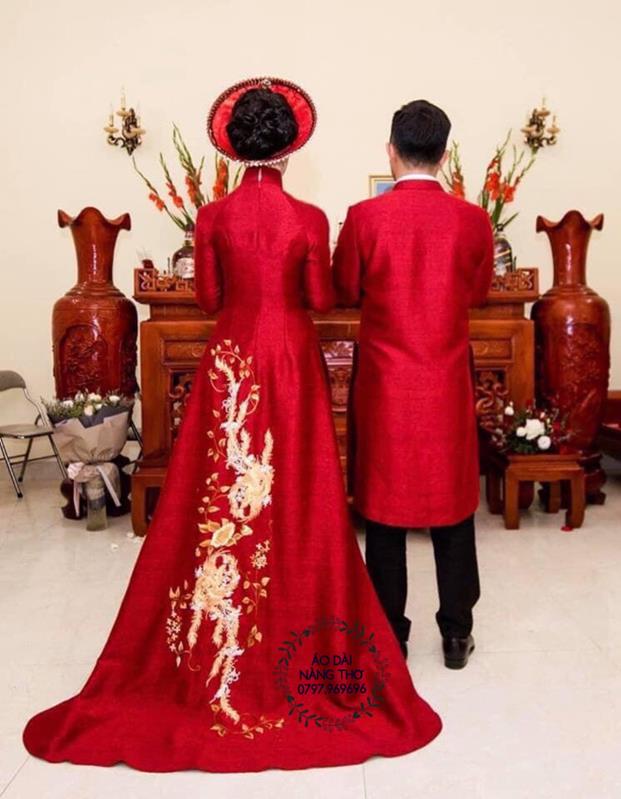 Áo Dài Cô Dâu Gấm Màu Đỏ thêu Chim Phượng Hoàng