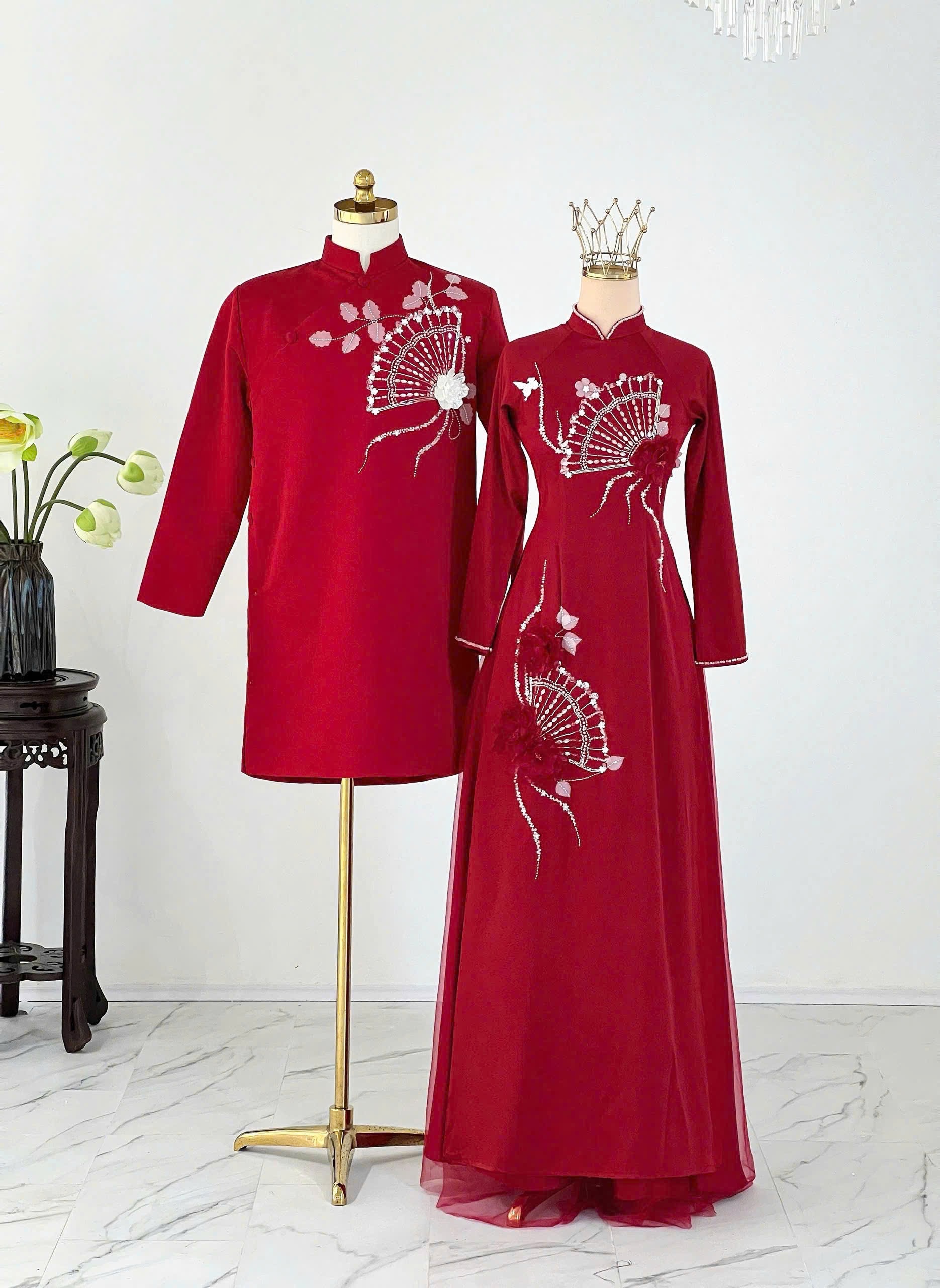 Áo Dài Cưới Họa Tiết Cánh Quạt Cách Điệu