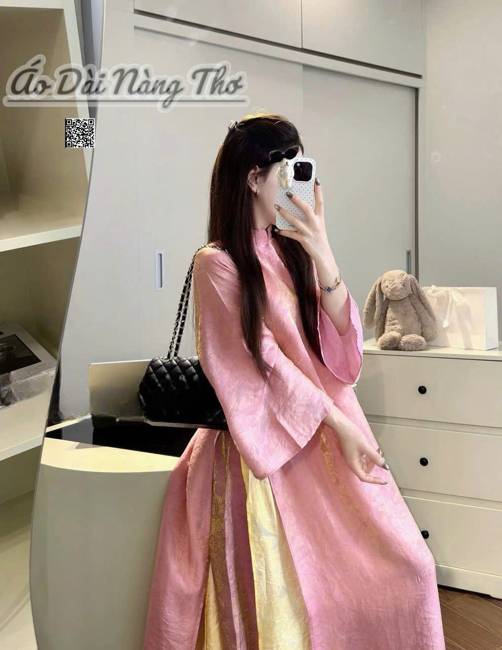 Áo Dài Cách Tân Vải Lụa Nhũ Có Cổ Tay Loe Xinh Xắn