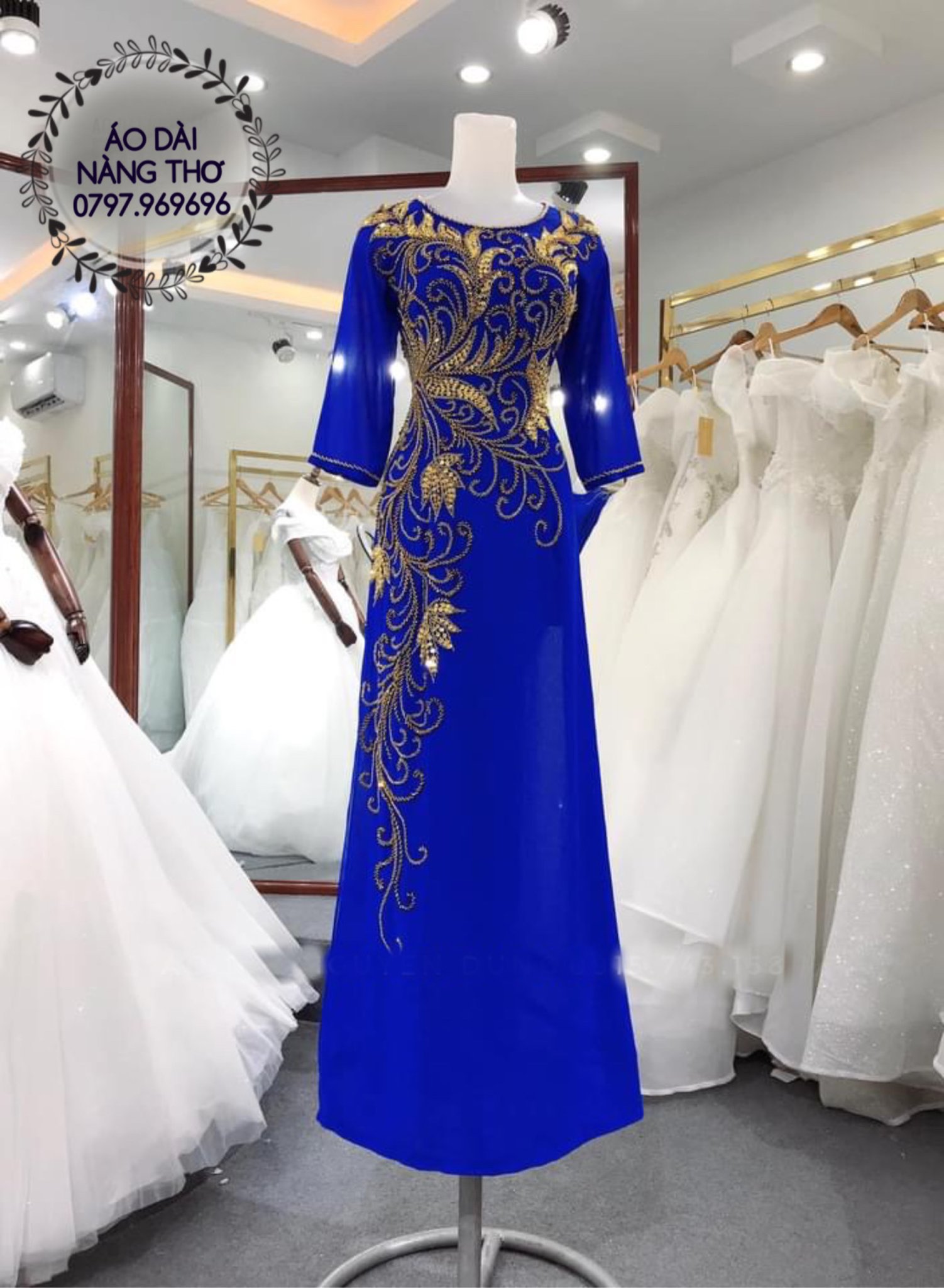 Áo Dài Bà Sui Ren Lưới  Màu Xanh Đính Hạt Pha Lê Cao Cấp