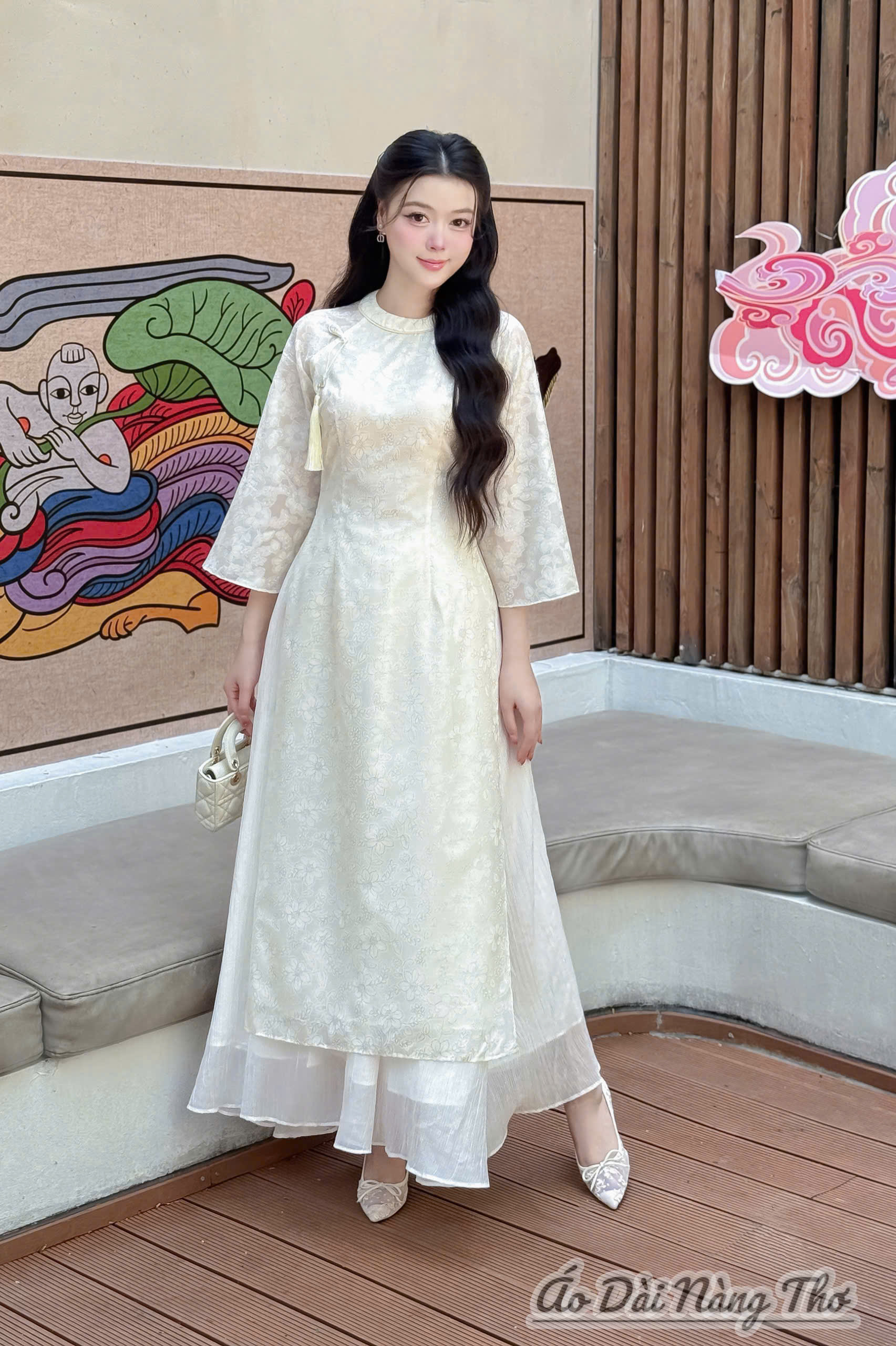 Áo Dài Cách Tân Kem Lụa Hoa Nhí Cổ Tròn