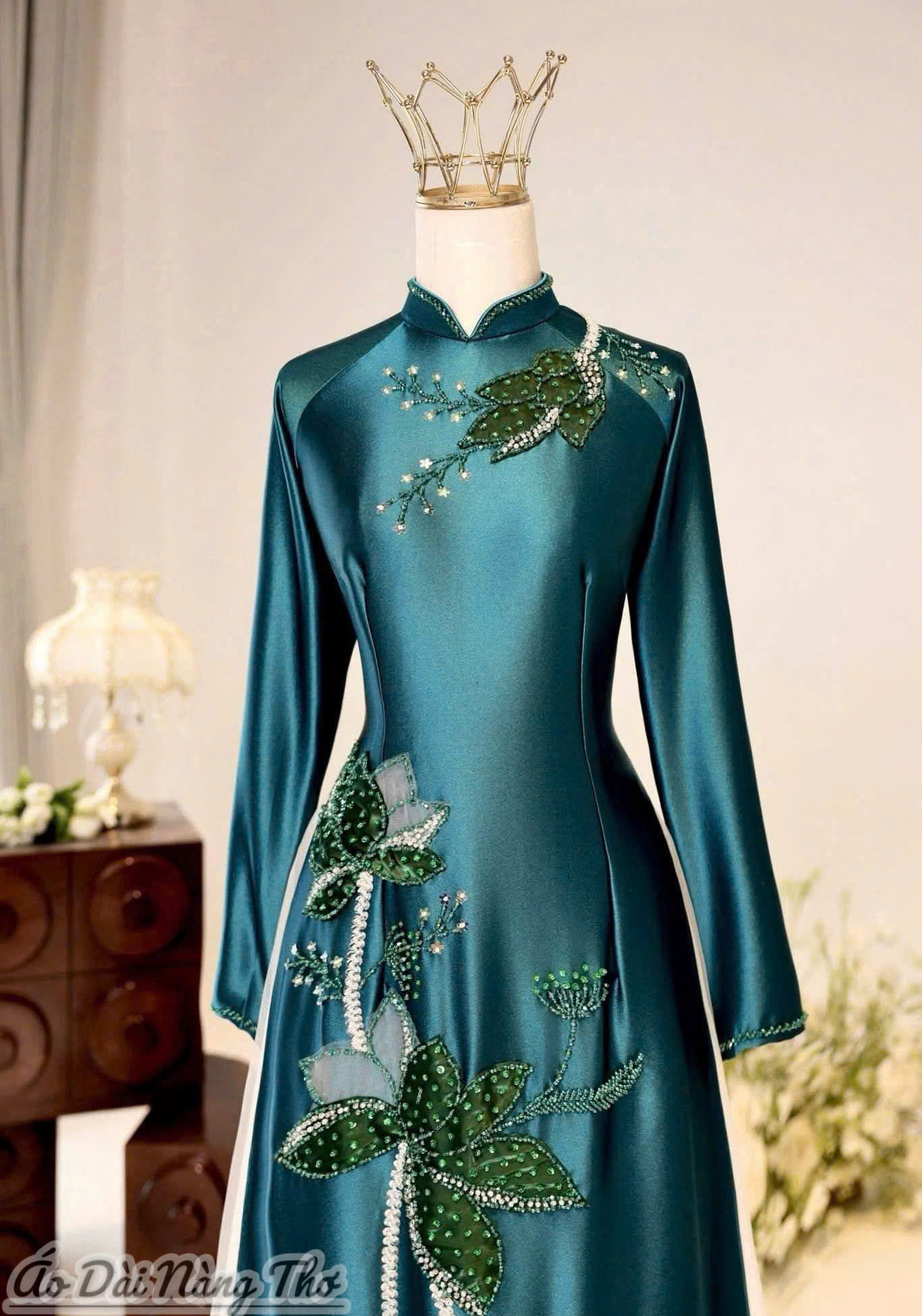 Áo Dài Bà Sui Lụa Xanh Họa Tiết Hoa Sen Sang Trọng