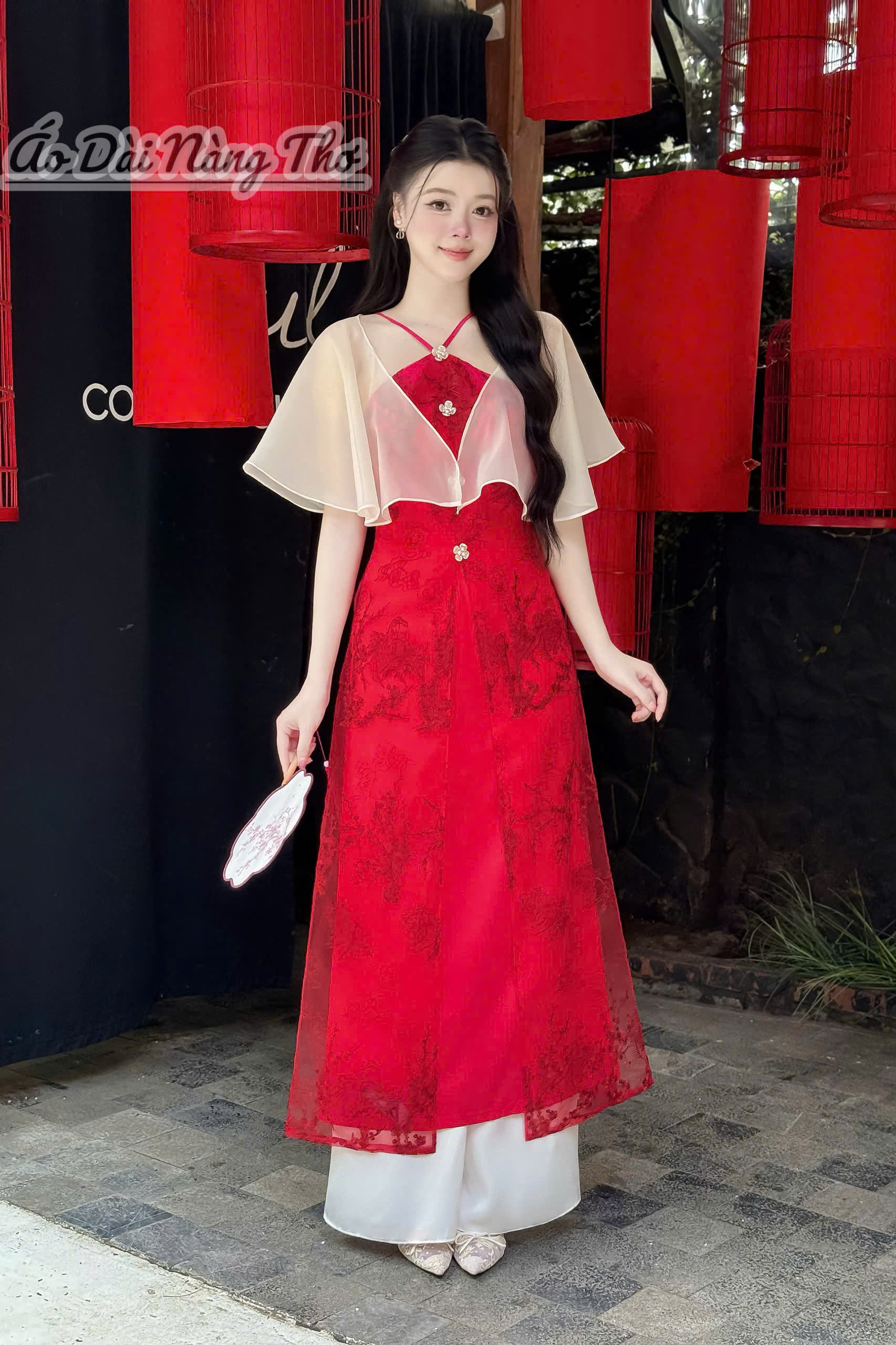 Áo Dài Cách Tân Voan Đỏ Cổ Yếm