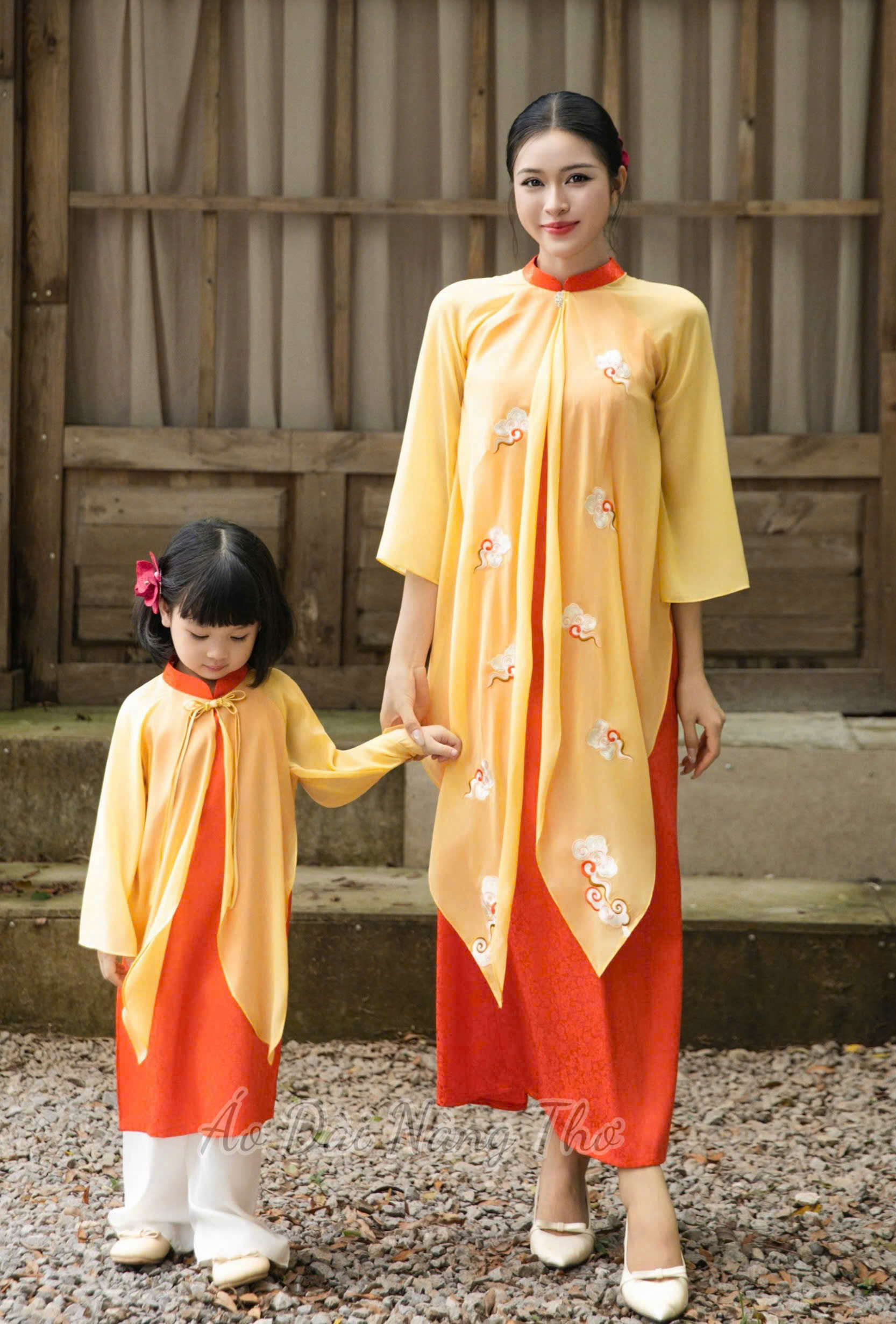 Áo Dài Cách Tân Lụa Cam Xẻ Tà Tân Thời Xinh Xắn (Không bao gồm áo bé)