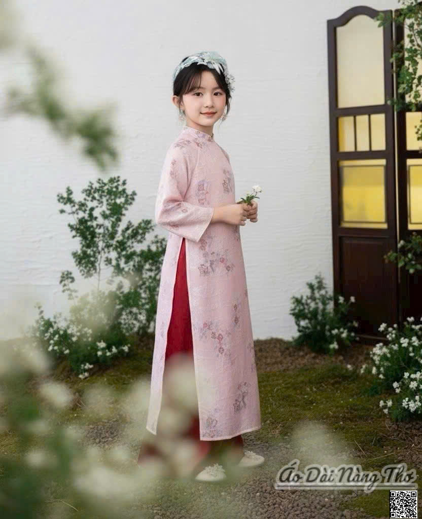 Áo Dài Bé Gái Lụa Hồng Đáng Yêu