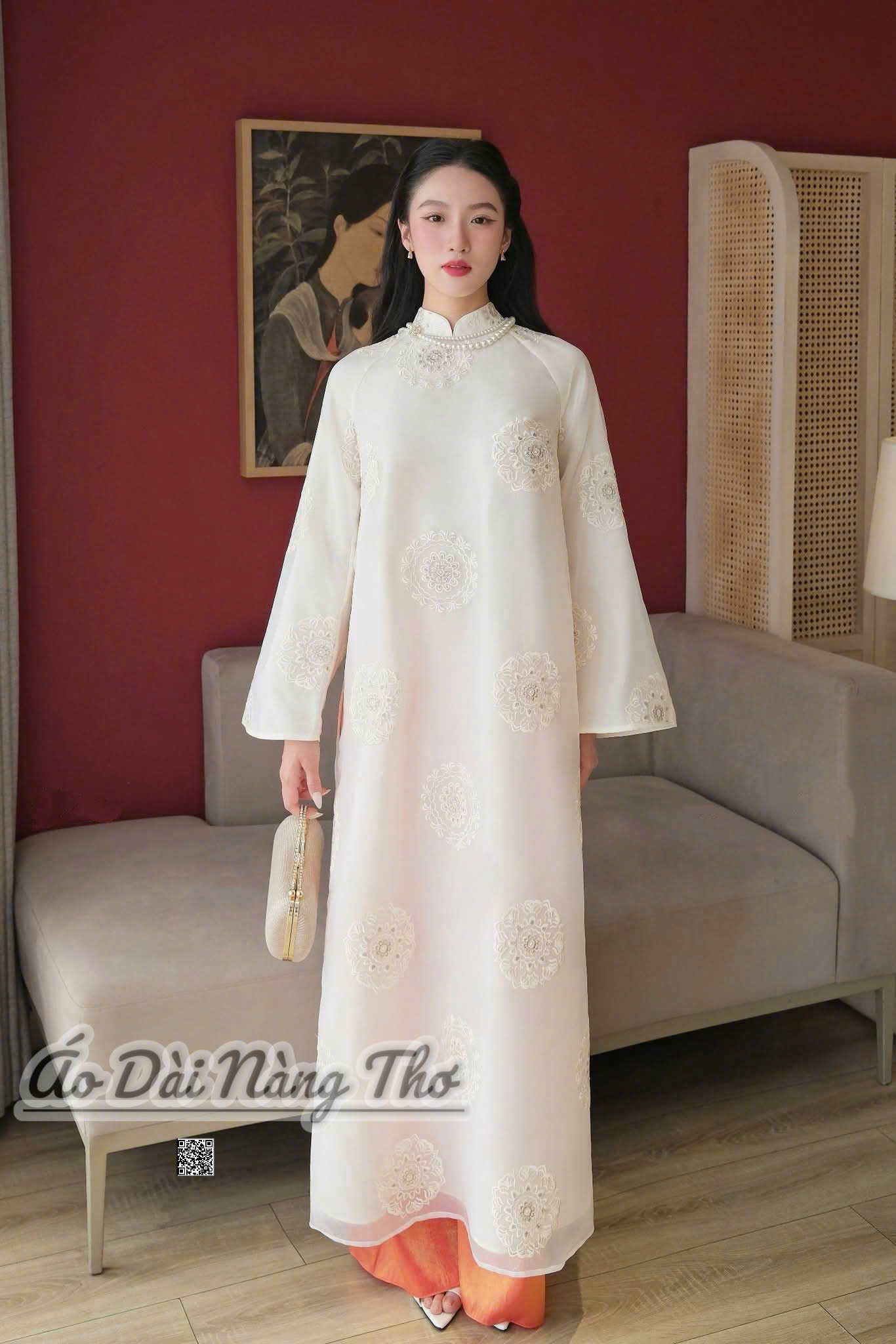 Áo Dài Cách Tân Voan Thêu Tay Loe Xinh Xắn