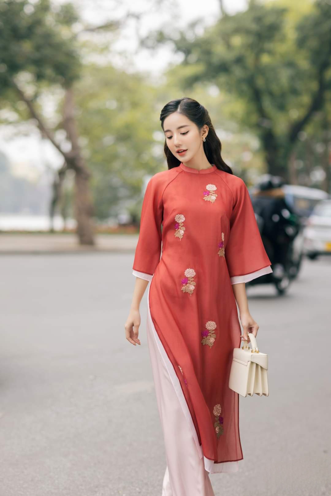 Set áo dài cách tân hồng chân váy S7243 | The Queen Fashion