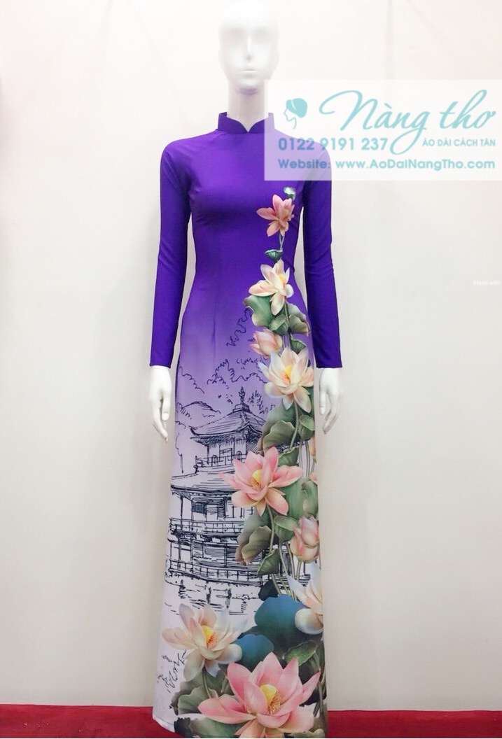 Áo dài lụa truyền thống