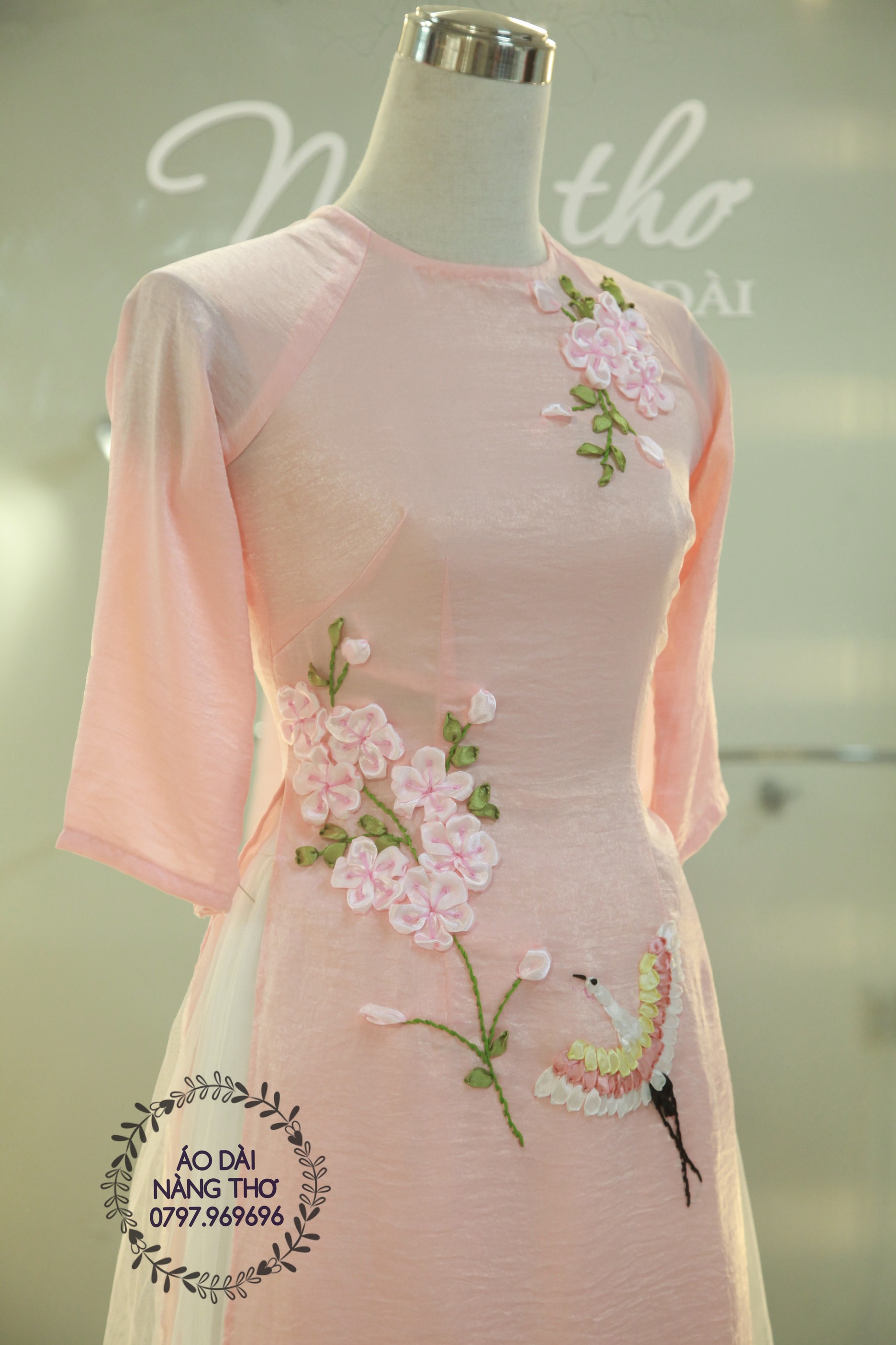 ÁO DÀI CÁCH TÂN NỮ