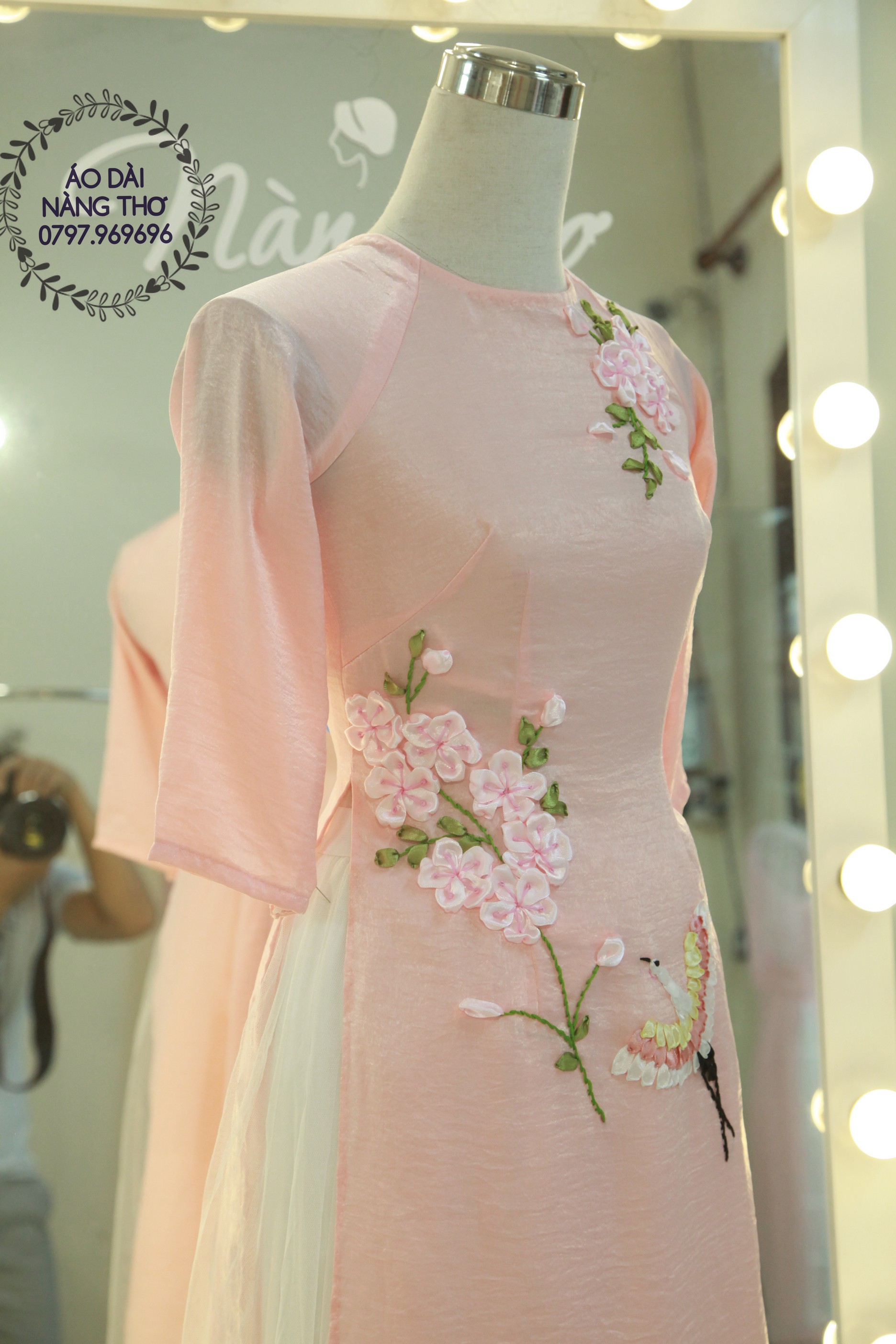 ÁO DÀI CÁCH TÂN NỮ