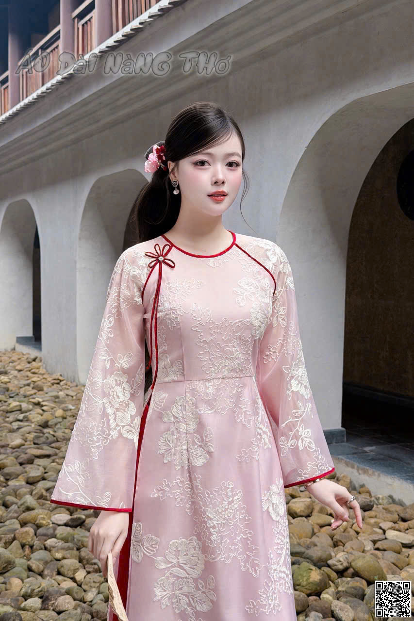 Áo Dài Cách Tân Lụa Phối Viền Đỏ