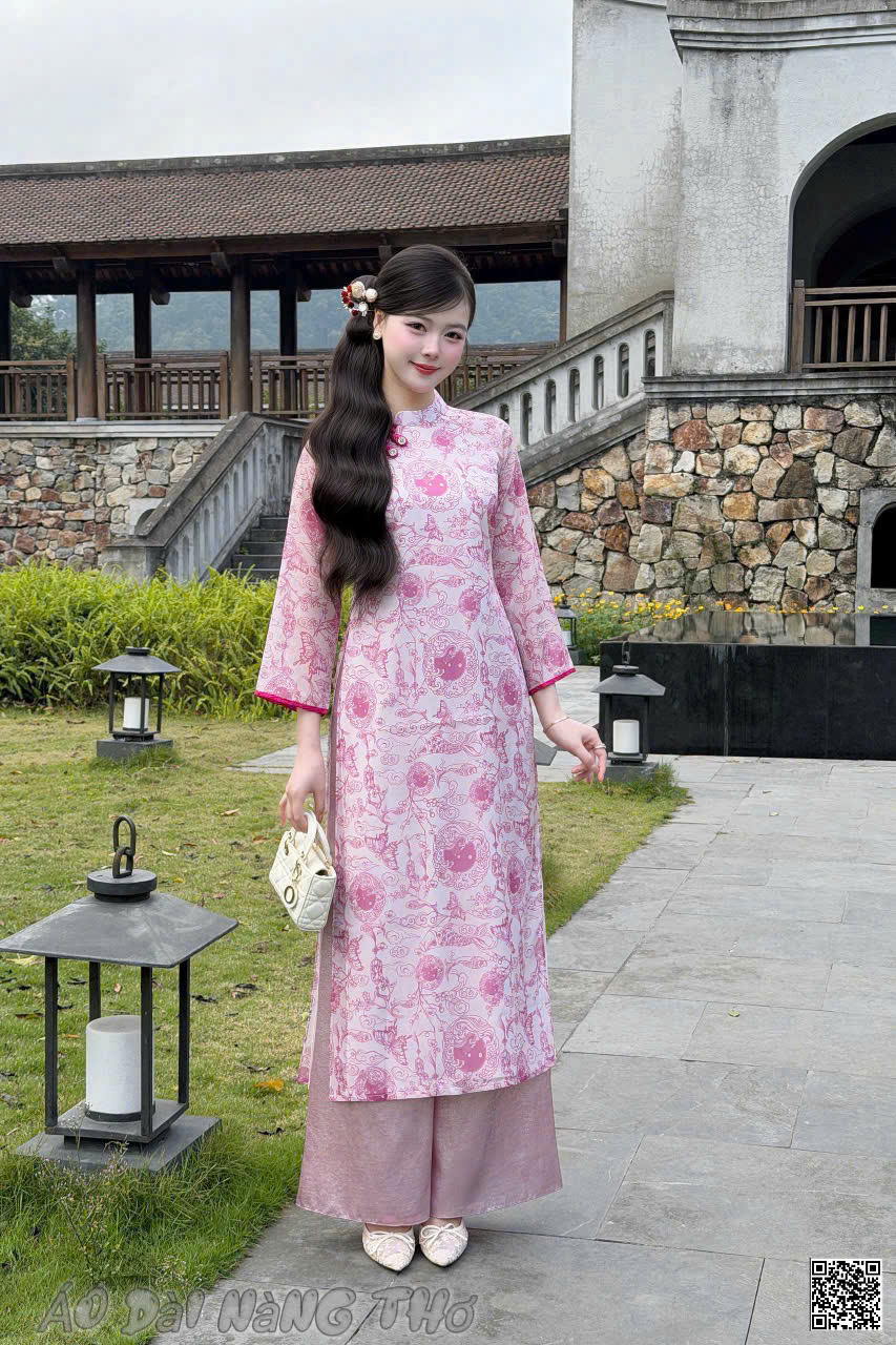 Áo Dài Cách Tân Lụa Hồng Tay Loe Nữ Tính
