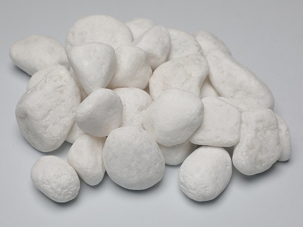 The Snow White Pebble Use