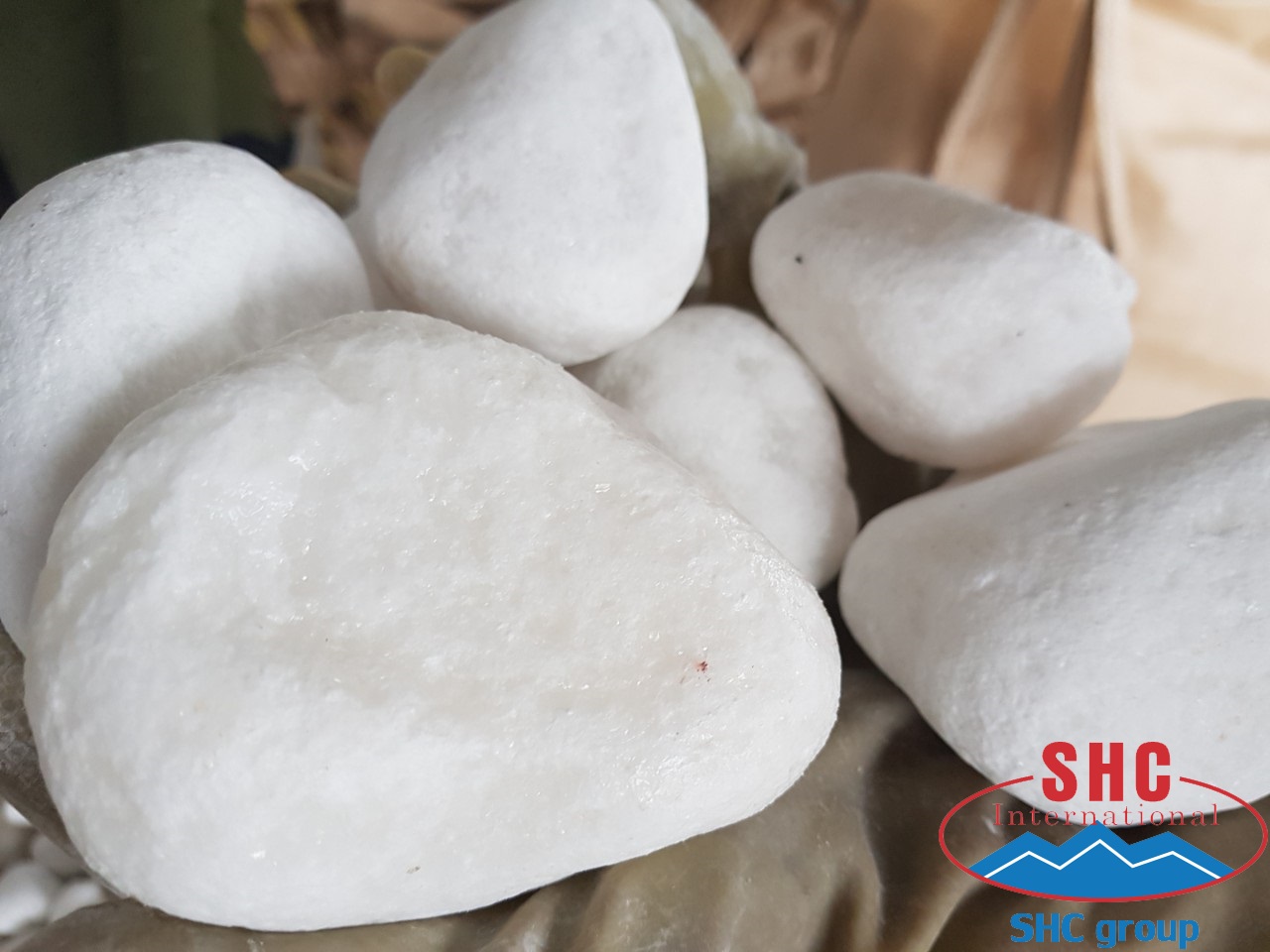 Second Shipment Snow White Pebbles 5-8cm