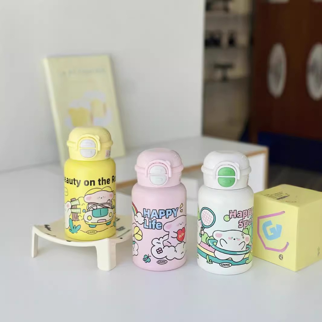 Bình nước giữ nhiệt cho bé 500ML hoạ tiết hoạt hình cute có hiển thị nhiệt độ có túi xách đi kèm BW241
