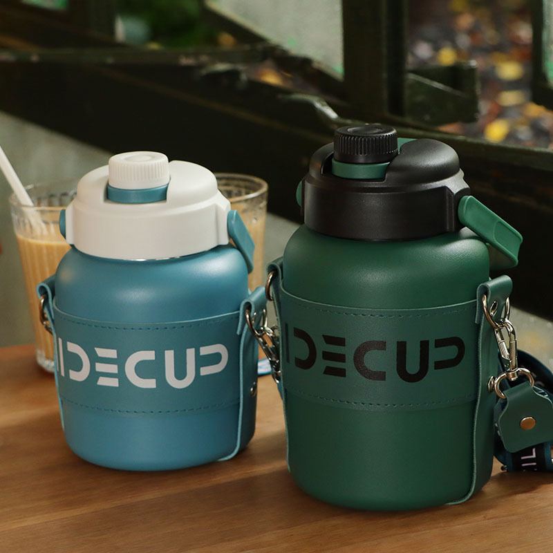 Bình nước giữ nhiệt 1100ML INOX 316 có ống hút,quai xách, nắp cốc PP, dây đeo chéo tiện dụng SN-221