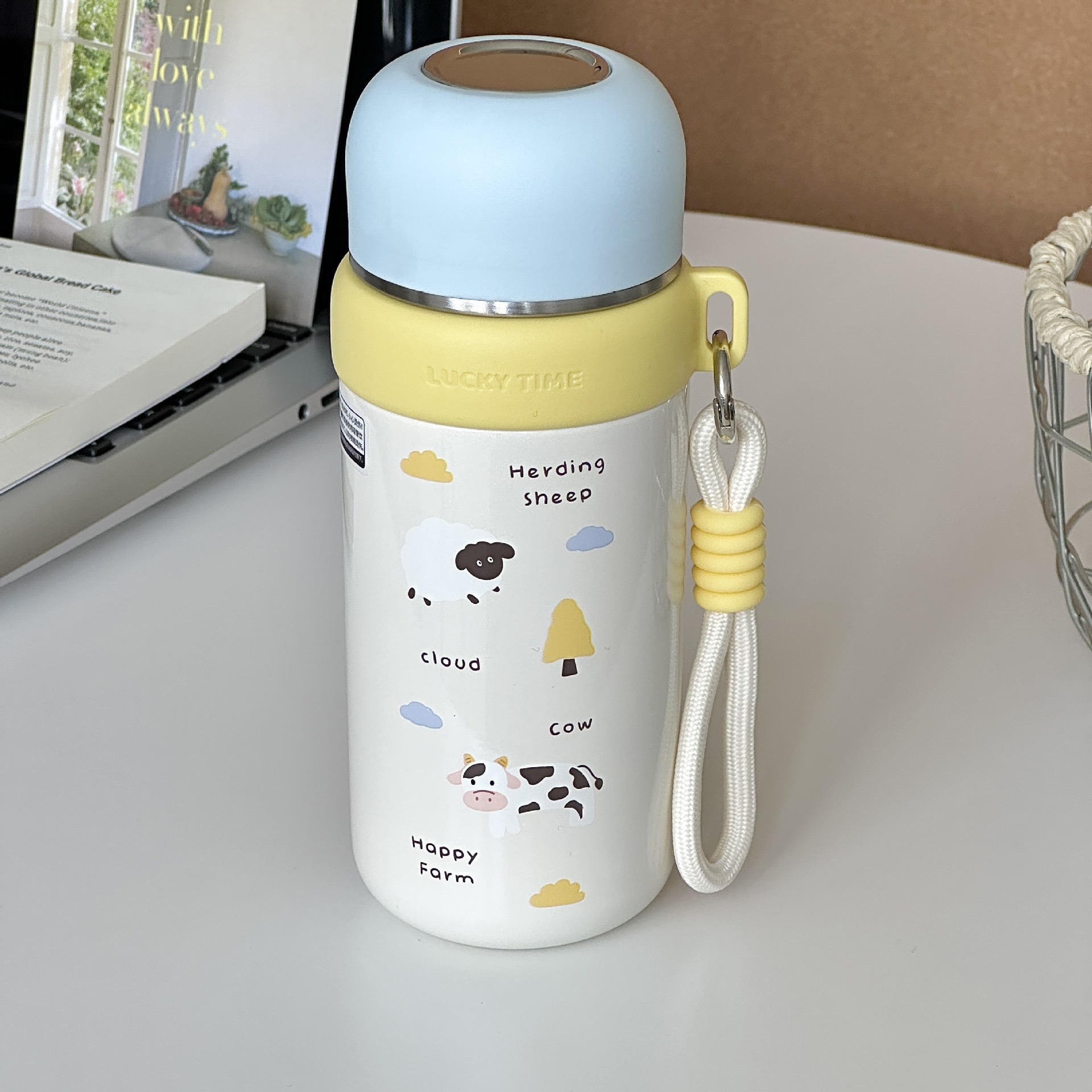 Bình giữ nhiệt dành cho trẻ nhỏ inox 316 hoạ tiết sinh động 500ml Y9526