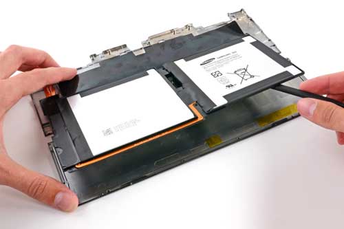 Thay pin Surface chính hãng, lấy nhanh