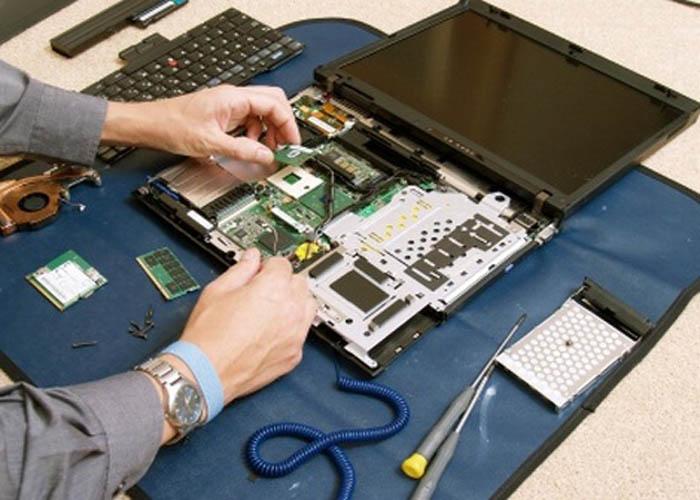 Tuyển gấp 02 kỹ thuật viên sửa chữa, lắp ráp, cài đặt Laptop