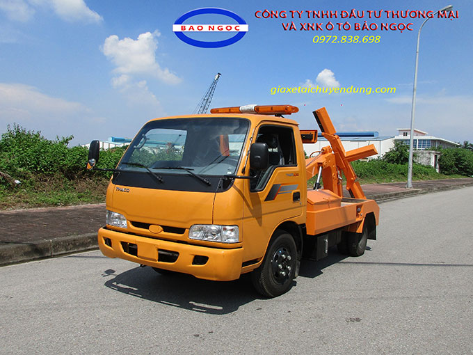 xe cuu ho luu thong trong thanh pho