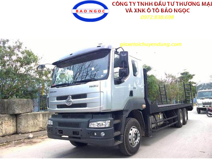 Xe Nâng Đầu Chở Máy Công Trình ChengLong 3 Chân
