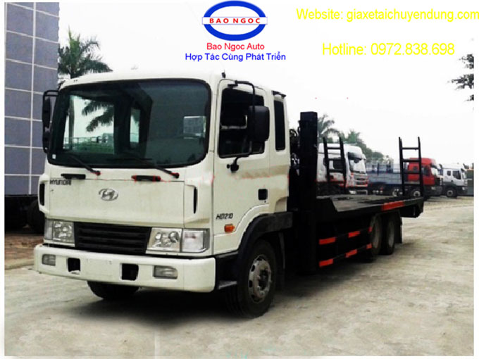 xe nâng đầu chở máy công trình Hyundai HD210