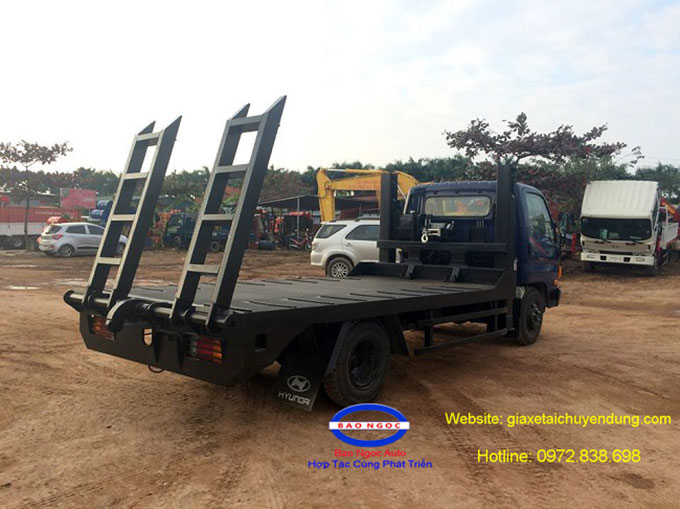 xe nâng đầu chở máy công trình hyundai hd650