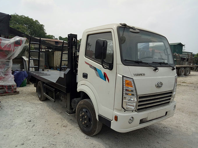 xe nâng đầu chở máy công trình teraco