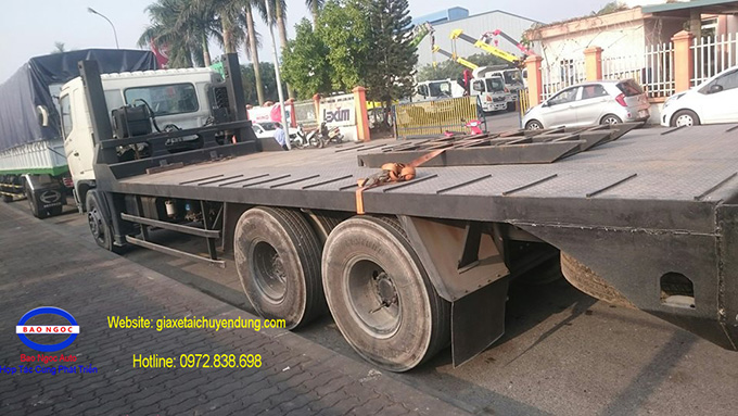 xe tải nâng đầu hino
