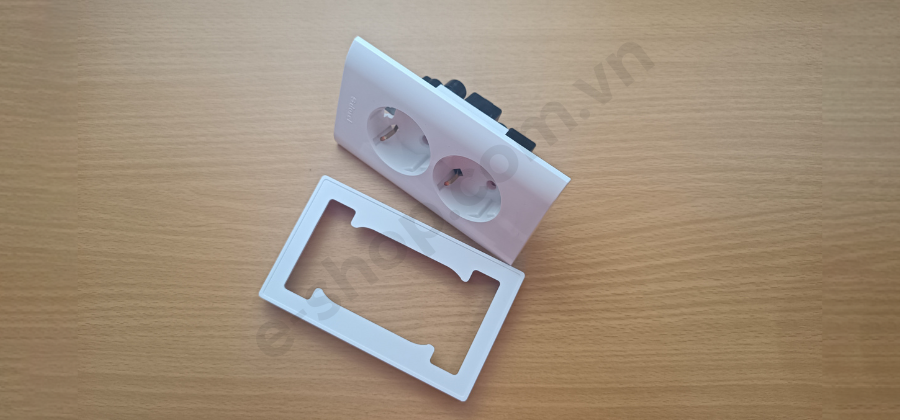 Đế ổ cắm điện âm tường Hàn Quốc Dosel