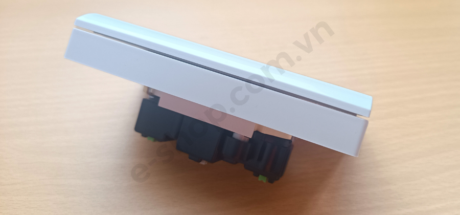 Đế ổ cắm điện âm tường Hàn Quốc Dosel