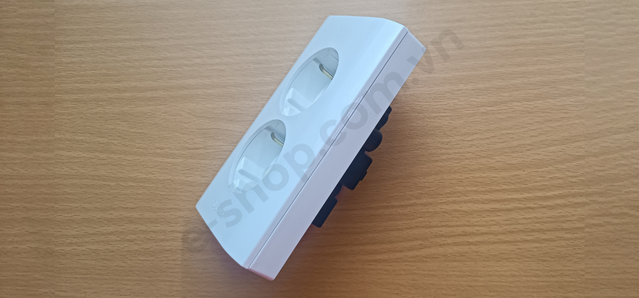 Đế ổ cắm điện âm tường Hàn Quốc Dosel