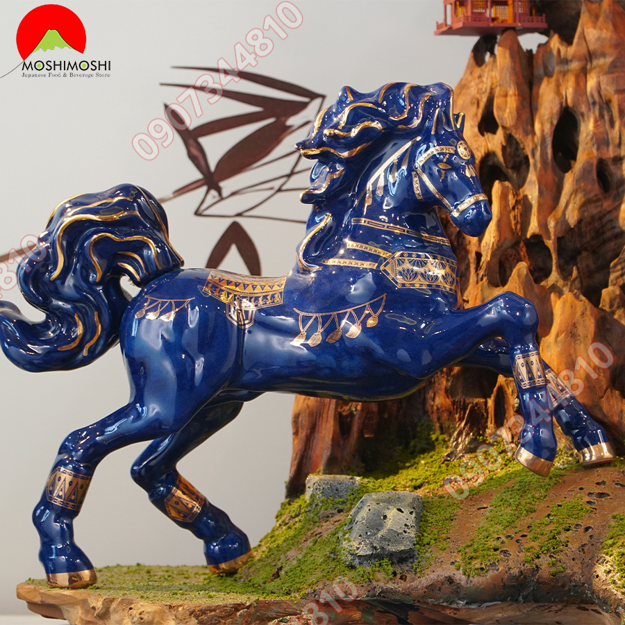 Rượu Ngựa Long Mã Kèm Đế Phong Cảnh Làm Quà Tết 2026