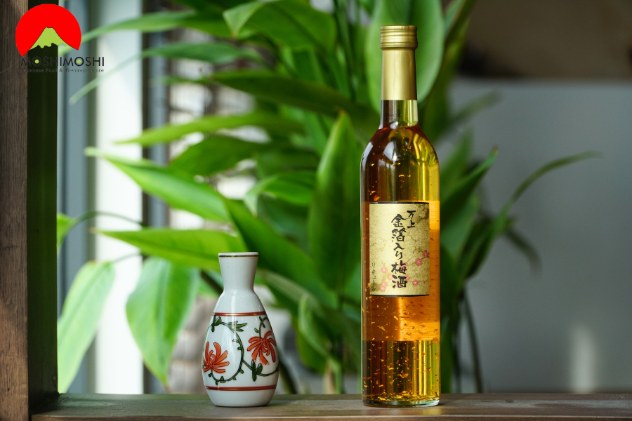 Rượu mơ vảy vàng Kikkoman Umeshu Gold tặng sếp dịp tết