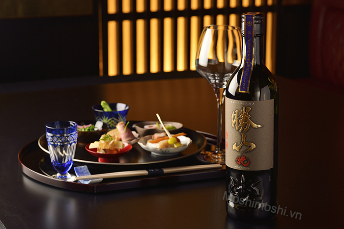 Rượu sake Katsuyama Akatsuki Junmai Daiginjo Nhật Bản