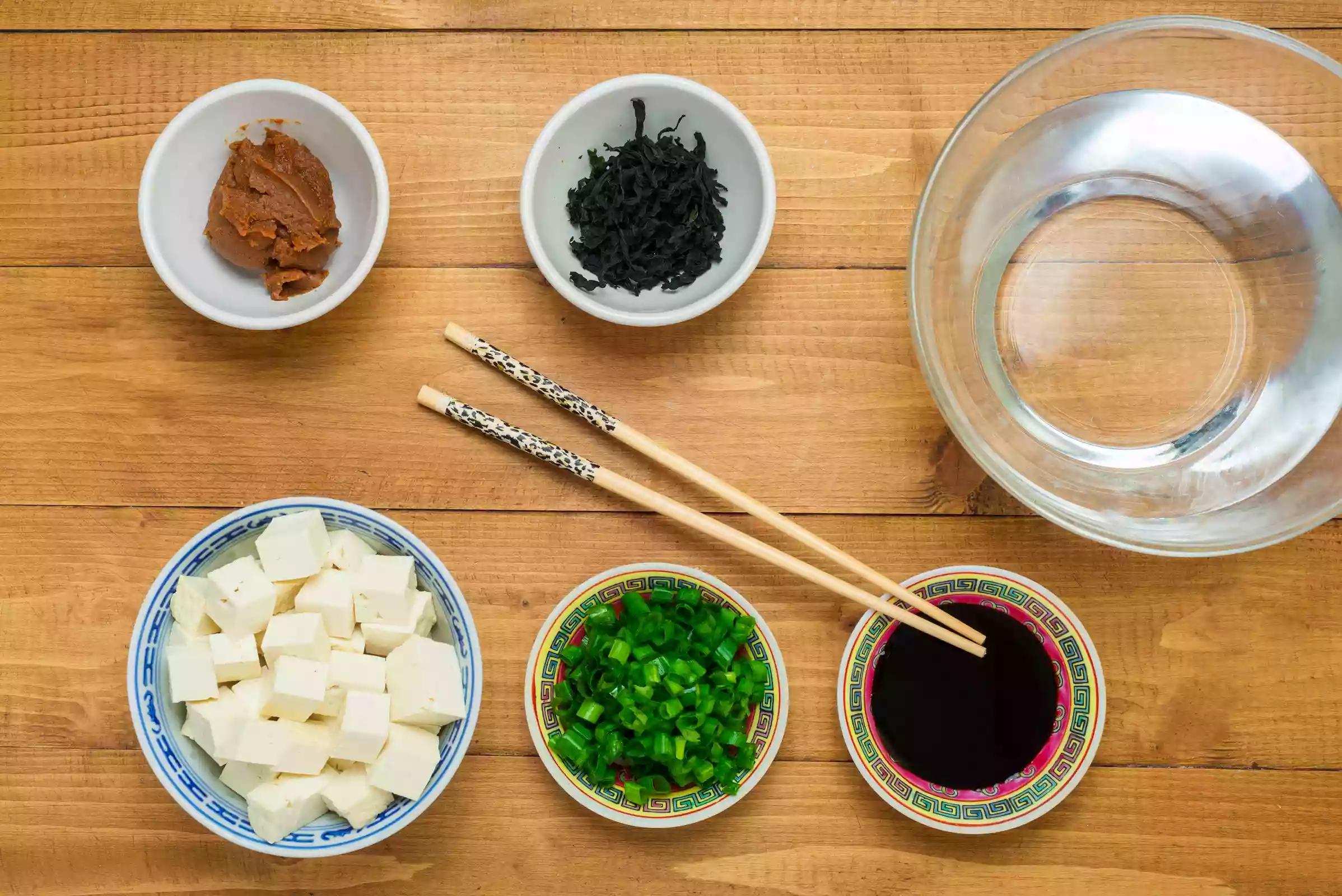 Cách nấu súp Miso Nhật Bản