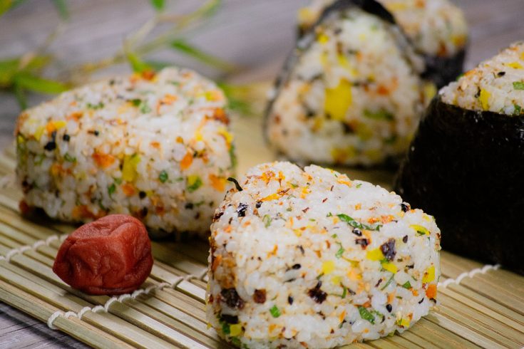 cơm nắm Onigiri Nhật Bản