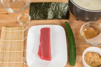 nguyên liệu làm sushi
