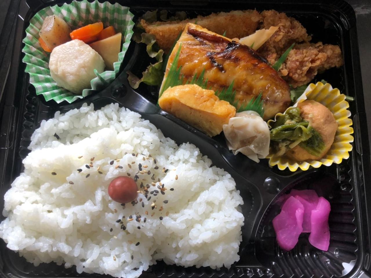 Hinomaru Bento, hộp cơm đơn giản nhưng chứa trọn “lòng yêu nước” của người Nhật