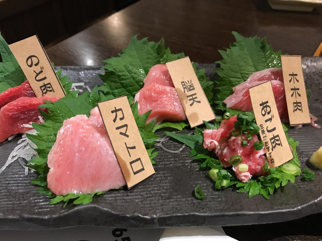 Điểm danh các món Sashimi cá sống, hải sản được yêu thích nhất.