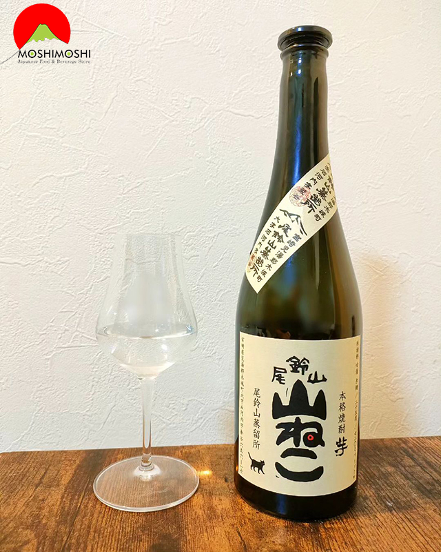 Cách uống rượu shochu Yamaneko Imo 720ml Nhật Bản với nước lọc hoặc nước nóng