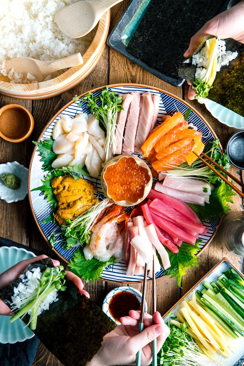 Sushi Temaki “lạ mà quen”. Lưu ngay công thức đơn giản, dễ làm.