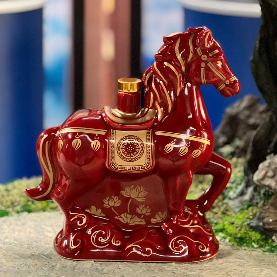 Ngựa Sứ Hồng Bảo Mã Royal Umeshu