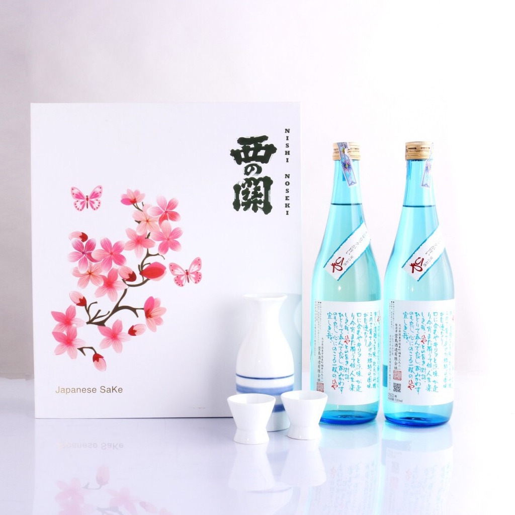 Hộp quà Tết Rượu Sake ngoại nhập Hoa Anh Đào cực ấn tượng cho năm 2021.