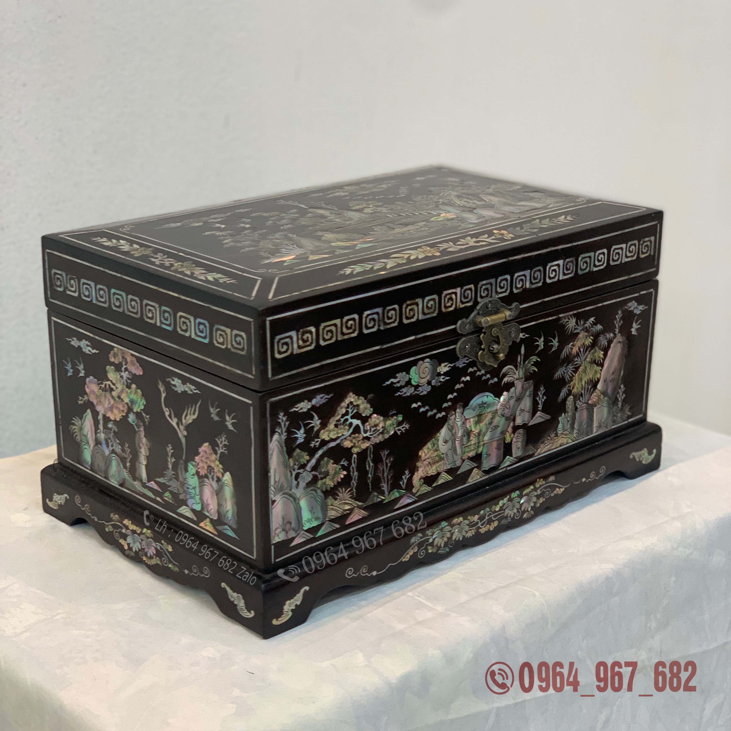 hop-trap-kham-oc-dung-trang-suc-con-dau-banh-keo-8